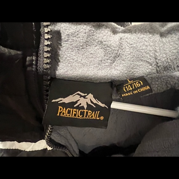 Boys L (14/16) Puffer Jacket - Picture 4 of 4